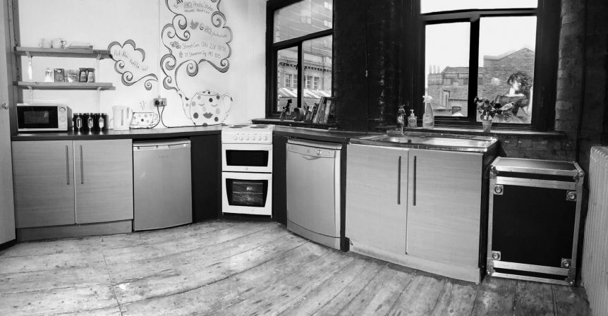 Kitchen and catering facilities included in studio hire
